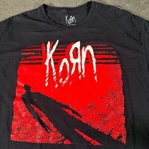 Korn Men's Black and Red Graphic Tee